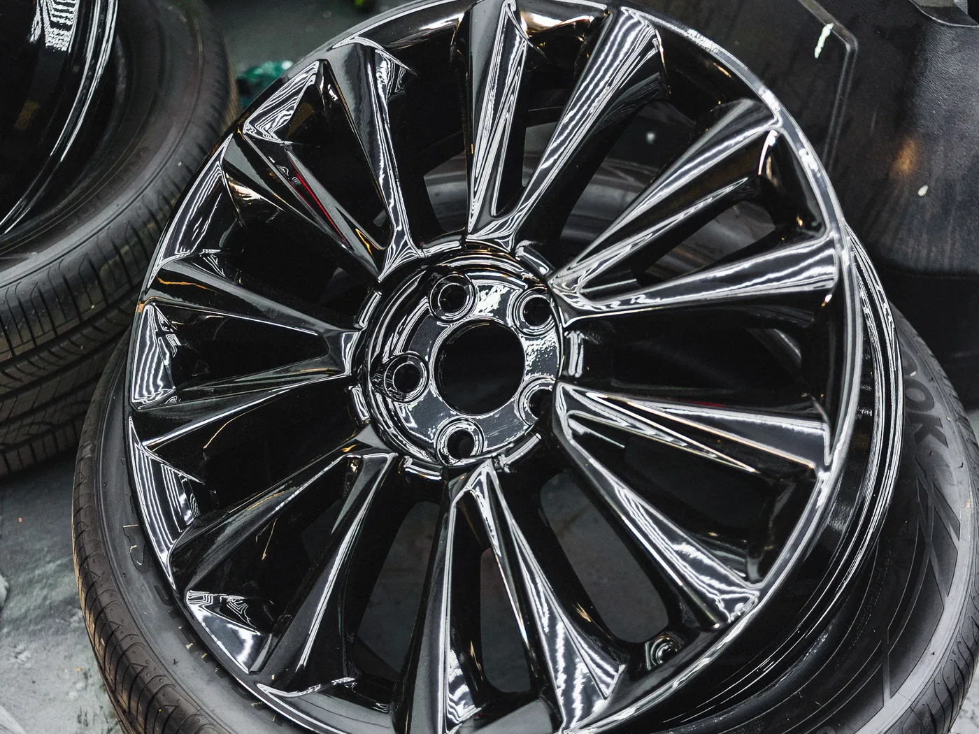 Llantas y neumáticos para consulta automotriz